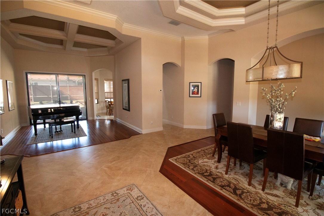 7414 Pointe Venezia Drive