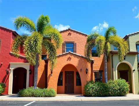 A home in NAPLES