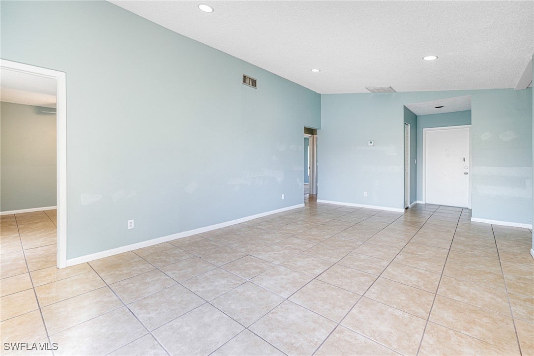 1025 Kindly Road