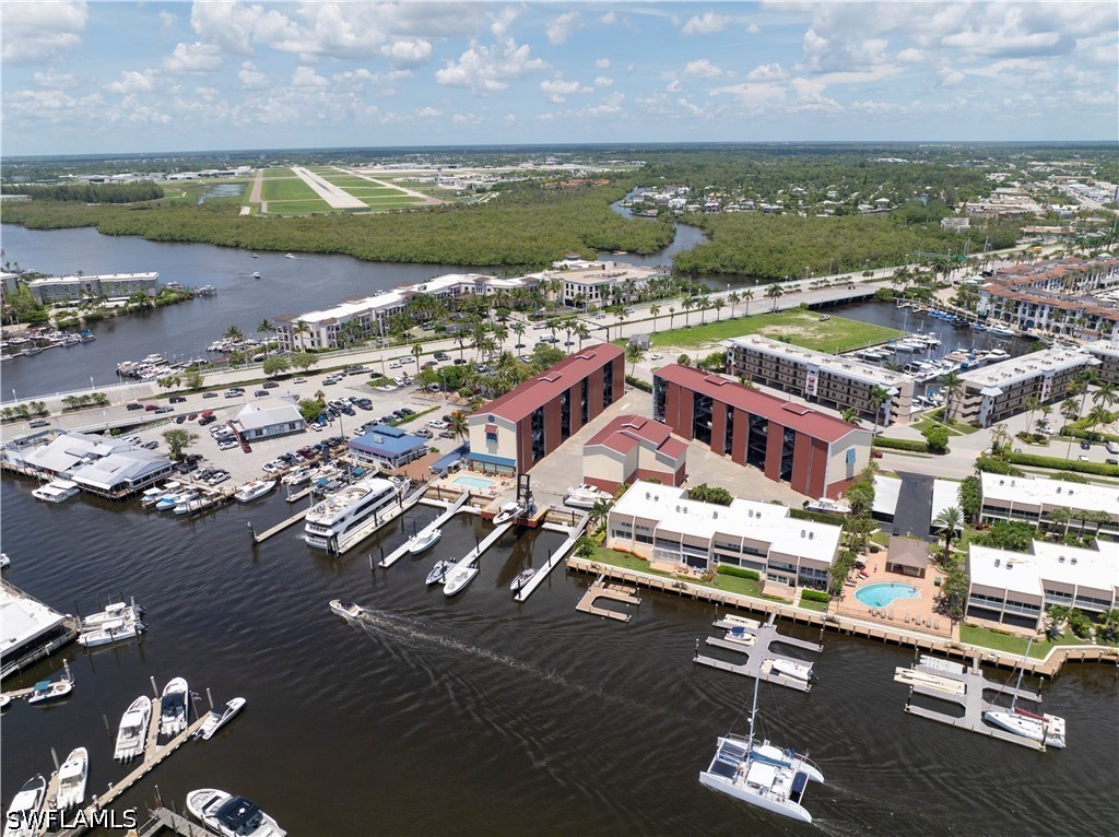 Photo 1 of 18 — 750 RIVER POINT A4-4 Drive, Naples, FL 34102