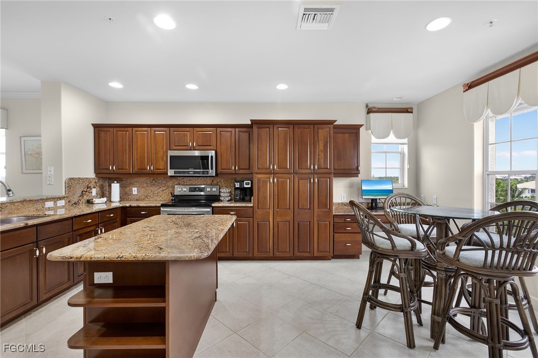 9121 Southmont Cove 406