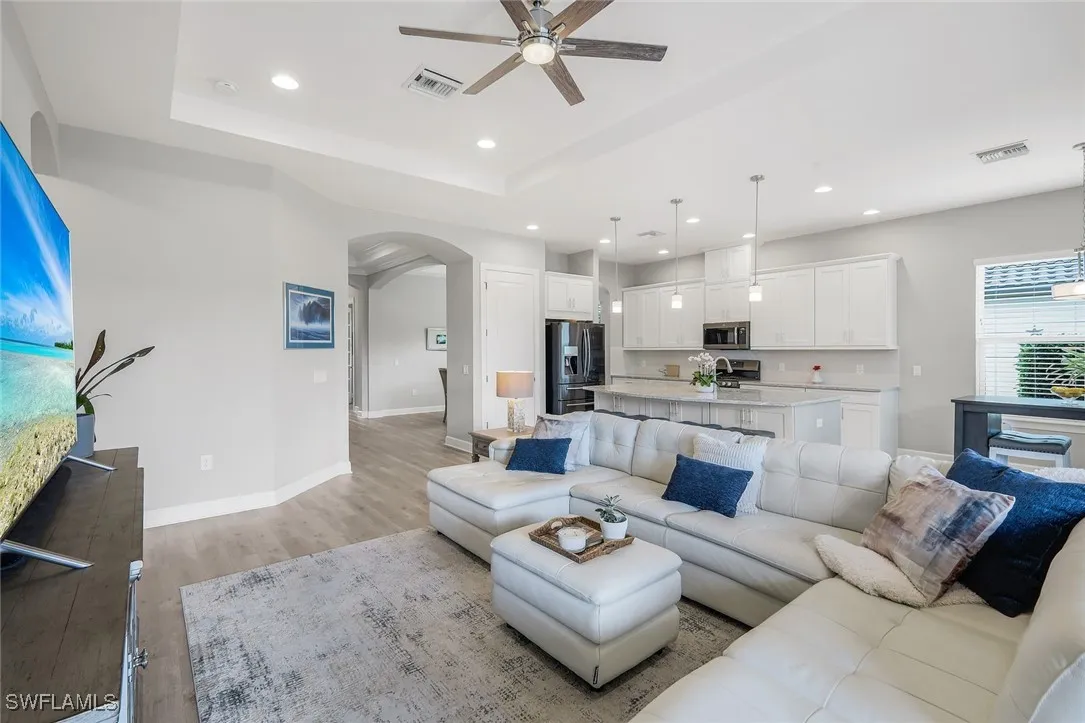 Fort Myers, Florida 33908, United States, 2 Bedrooms Bedrooms, ,3 BathroomsBathrooms,Residential,Active,228253