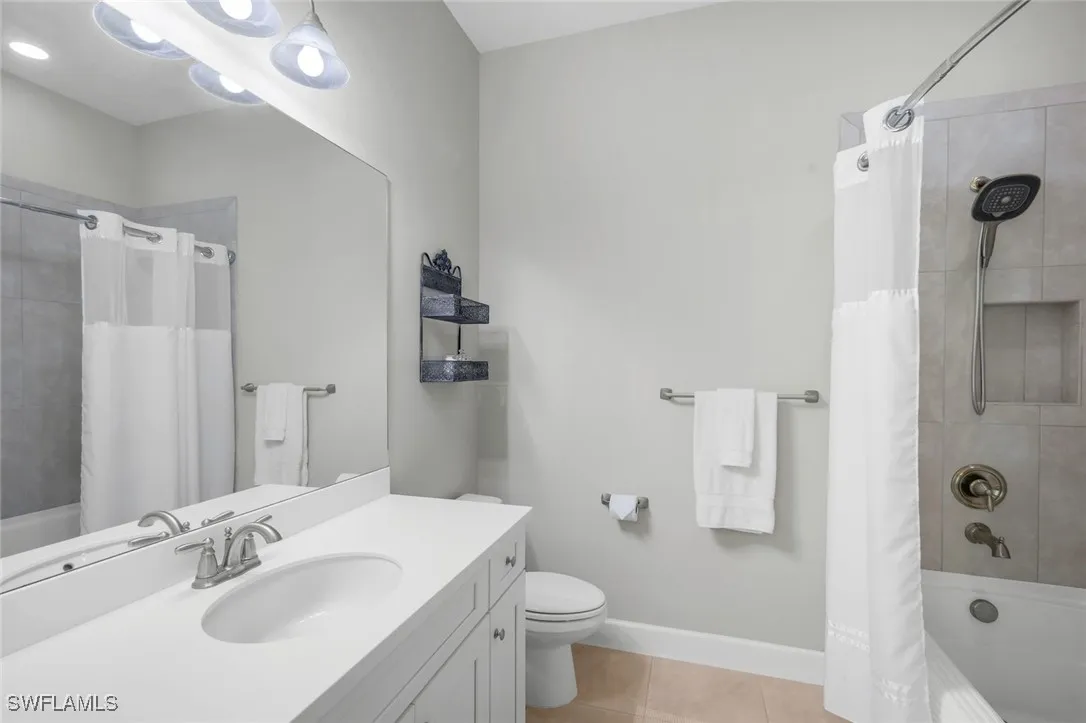 Fort Myers, Florida 33908, United States, 2 Bedrooms Bedrooms, ,3 BathroomsBathrooms,Residential,Active,228253