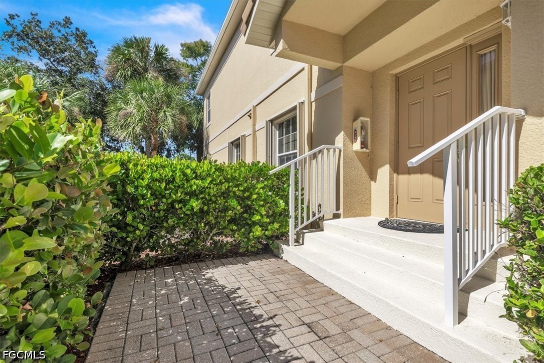 6050 Jonathans Bay Circle 102