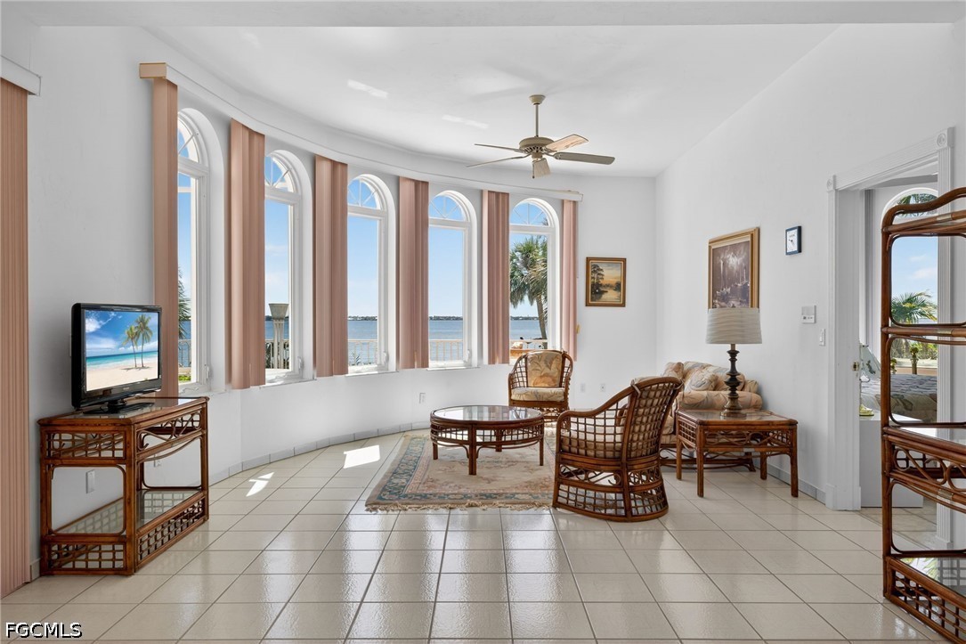 North Fort Myers, Florida, 33903, United States, 4 Bedrooms Bedrooms, ,6 BathroomsBathrooms,Residential,Active,2039010