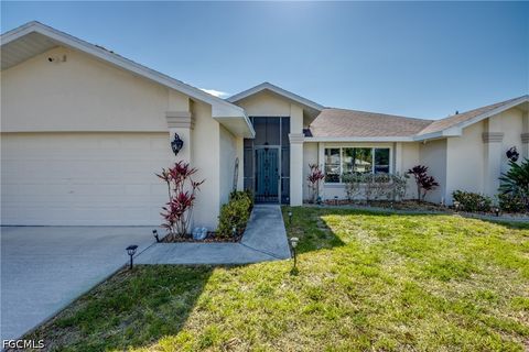 Photo of 308 North Avenue, Lehigh Acres, FL 33936 (MLS # 2026019179)