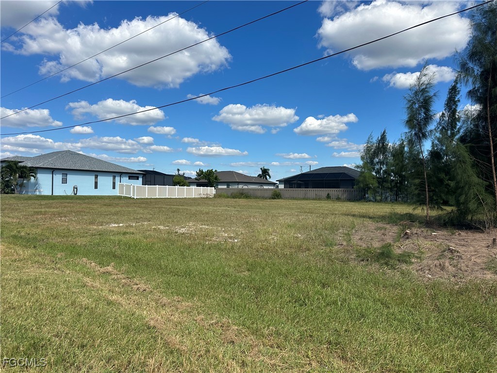 2115 NW 41st Place