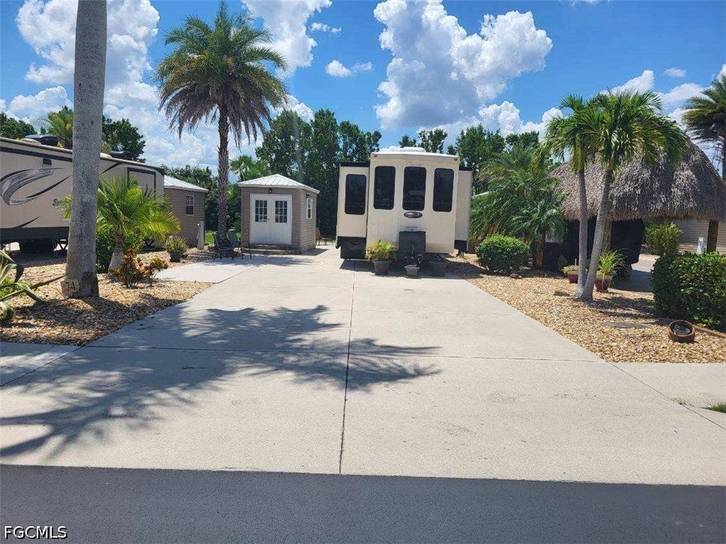 5250 Cypress Trail Resort Circle