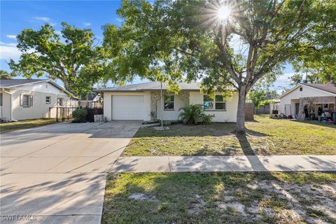 3945 La Palma Street Fort Myers FL 33901