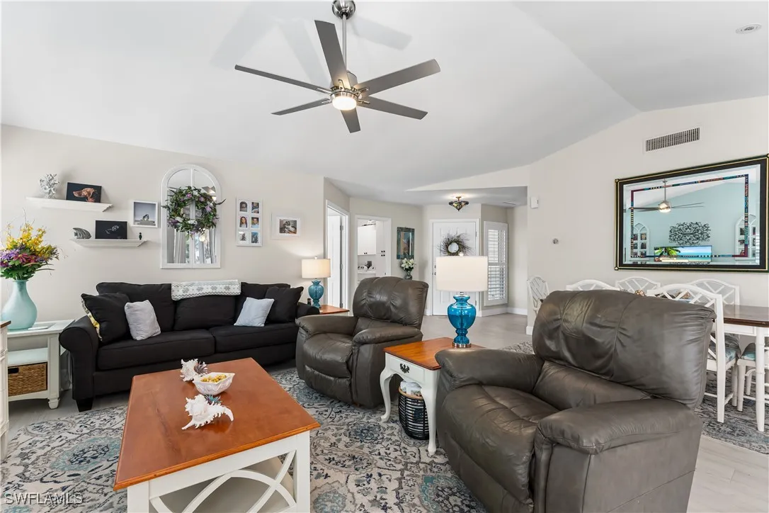 Fort Myers, Florida 33908, United States, 3 Bedrooms Bedrooms, ,3 BathroomsBathrooms,Residential,Pending,35057