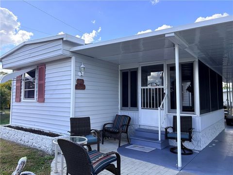 622 Vista Drive North Fort Myers FL 33917