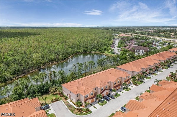 10140 VIA COLOMBA CIR, FORT MYERS, FL 33966 - Image 9f40a4cf2b6010cb9d4e1b07f5fa1062/2328769461