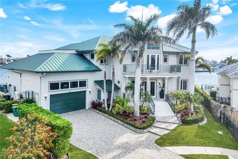 940 Tulip Court Marco Island FL 34145