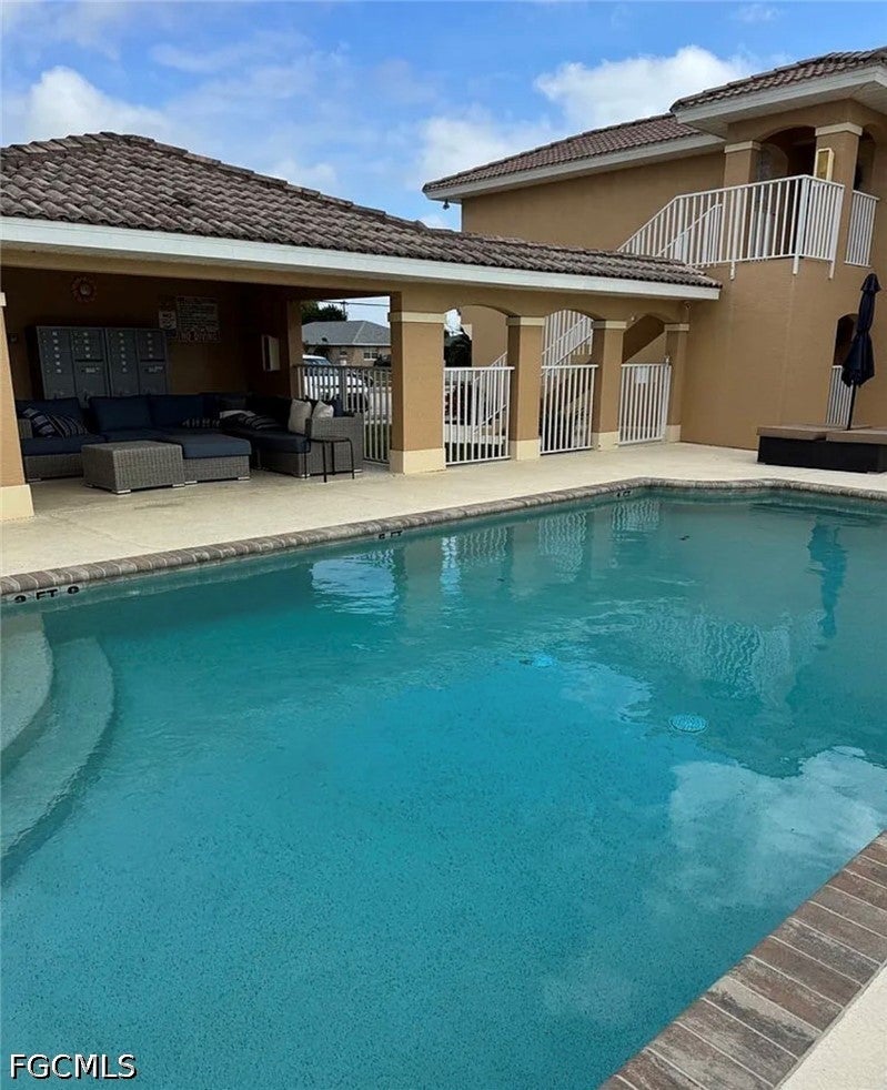 4520 Skyline Boulevard 202