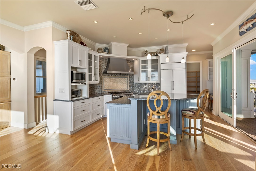 Matlacha, Florida, 33993, United States, 3 Bedrooms Bedrooms, ,5 BathroomsBathrooms,Residential,Active,2013670
