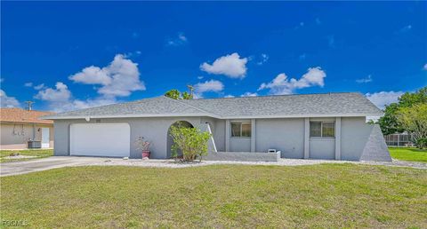3819 SE 2nd Avenue Cape Coral FL 33904