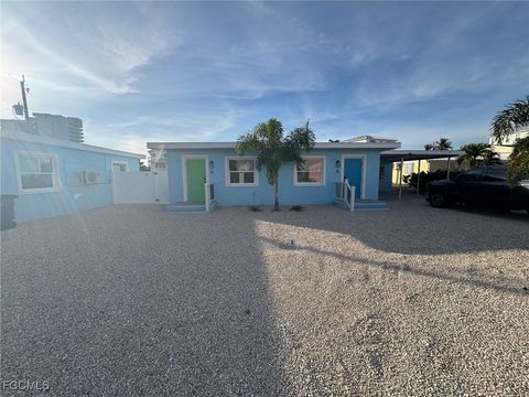 127-129 Fairweather Lane Fort Myers Beach FL 33931