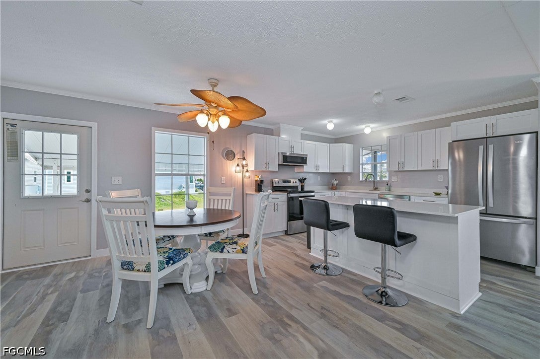 11390 Azalea Lane
