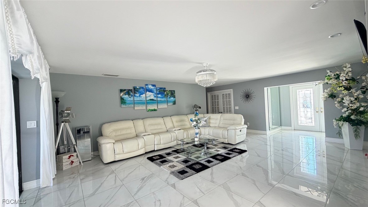 1709 SE 44th Terrace