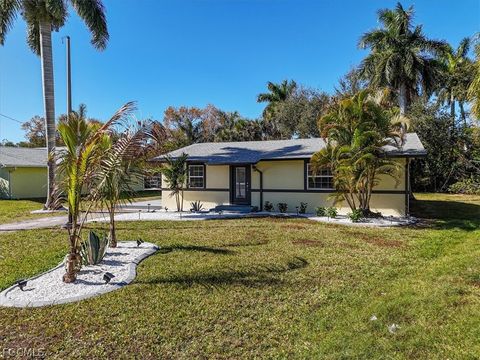 137 Dow Lane North Fort Myers FL 33917
