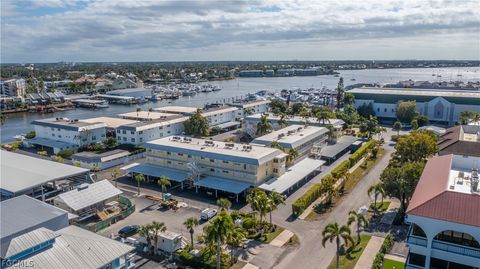 1100 8th Avenue S 105A Naples FL 34102