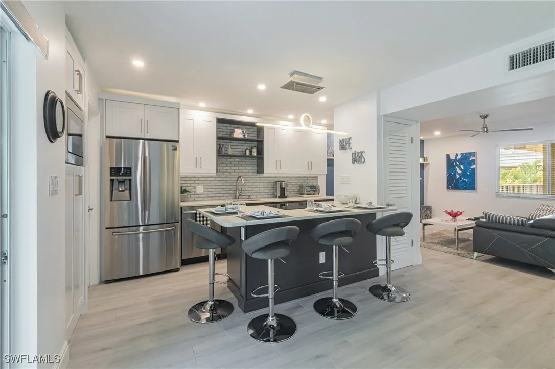 Naples, Florida 34103, United States, 2 Bedrooms Bedrooms, ,2 BathroomsBathrooms,Residential,Active,188066