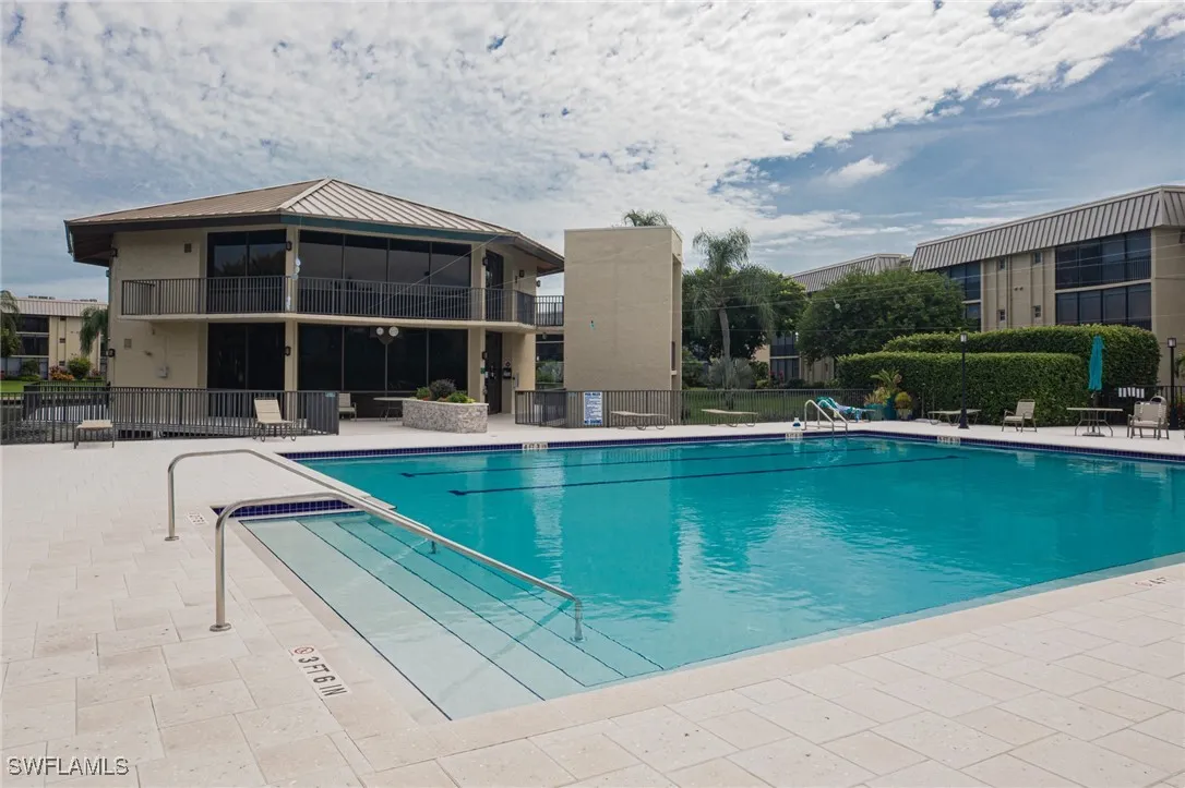 Naples, Florida 34103, United States, 2 Bedrooms Bedrooms, ,2 BathroomsBathrooms,Residential,Active,188066