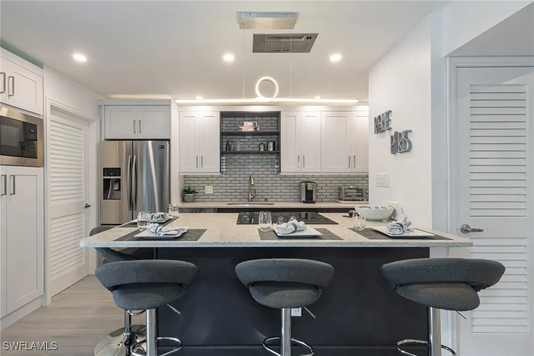 Naples, Florida 34103, United States, 2 Bedrooms Bedrooms, ,2 BathroomsBathrooms,Residential,Active,188066