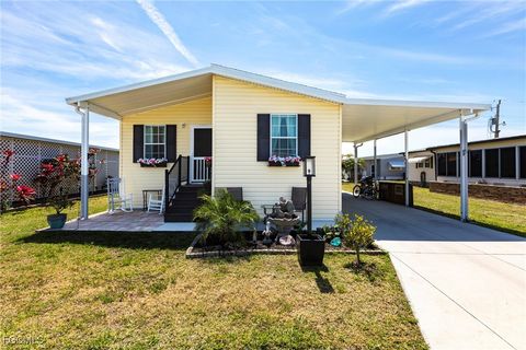 3152 Indian Village Lane North Fort Myers FL 33917