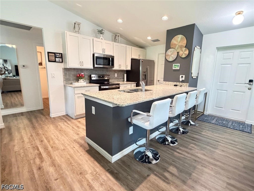 3006 Base Court