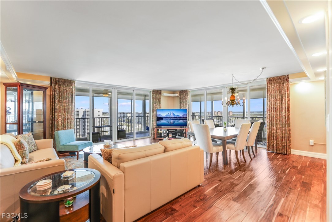 7146 Estero Boulevard 817