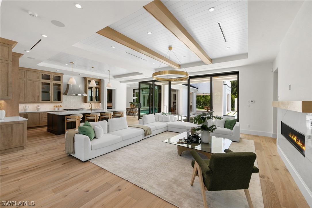 1405 Mandarin Road