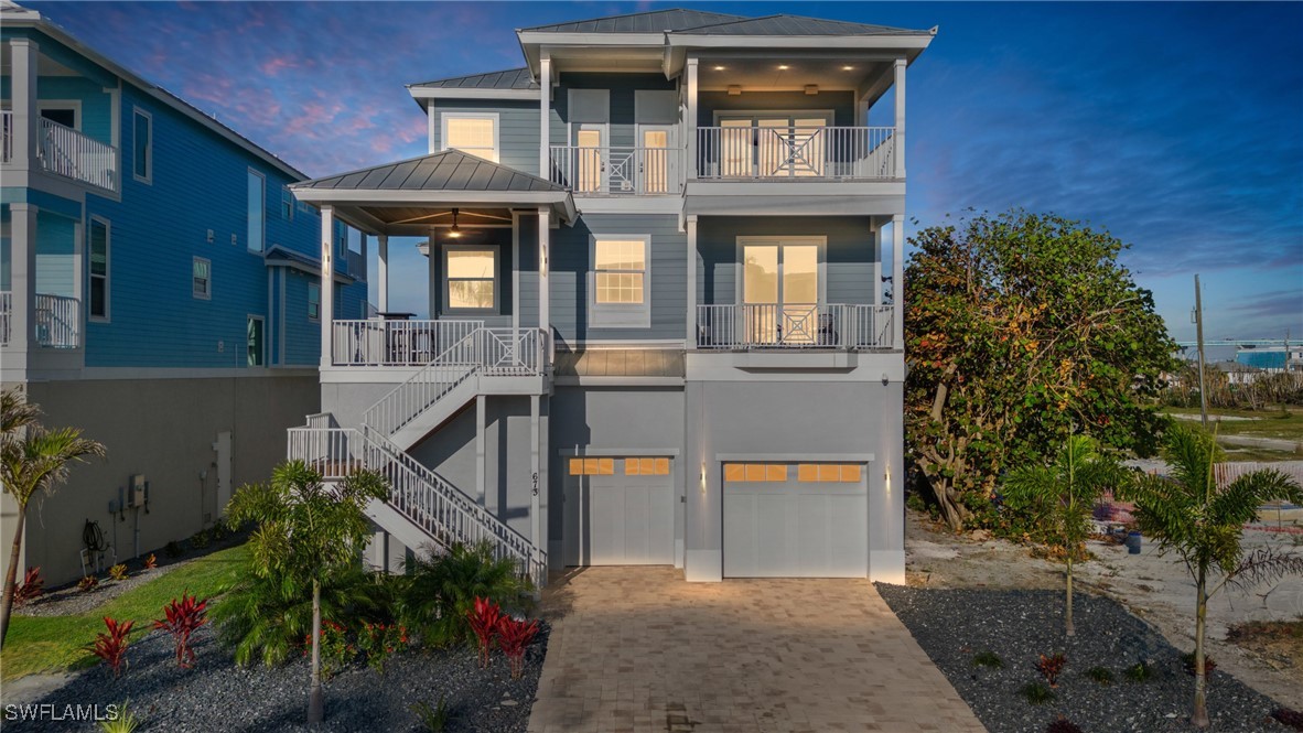 673 Estero Boulevard