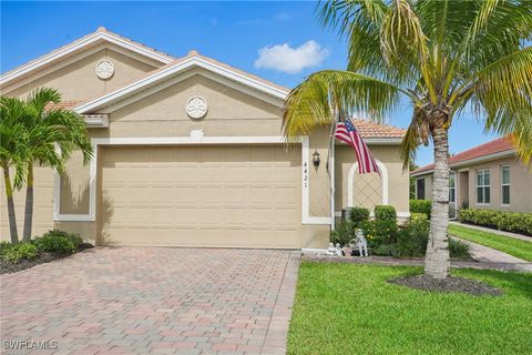 4421 Dutchess Park Road Fort Myers FL 33916