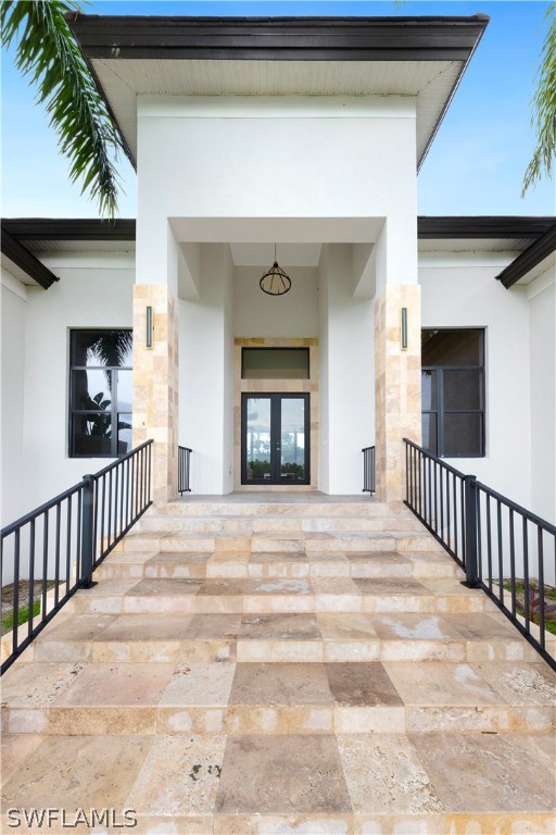 1361 Golden Gate Boulevard W