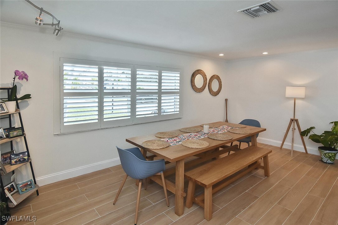 6135 Plumosa Avenue