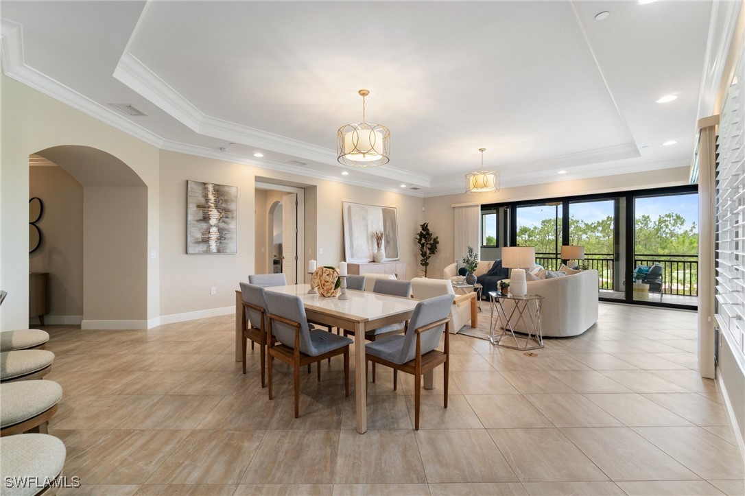 2768 Tiburon Boulevard E 202