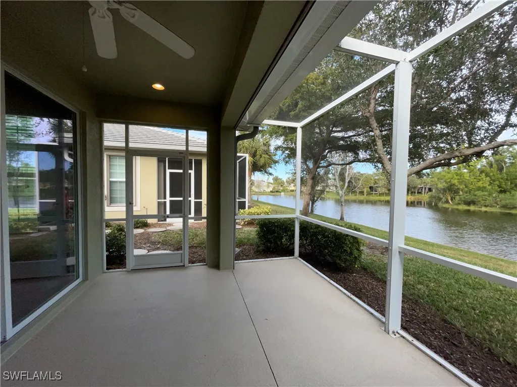 Fort Myers, Florida 33919, United States, 2 Bedrooms Bedrooms, ,2 BathroomsBathrooms,Residential,Pending,20388