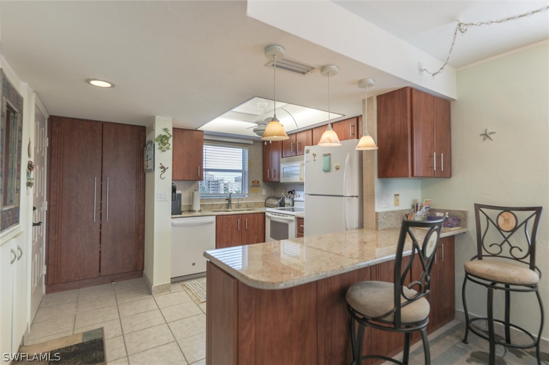 6899 Estero Boulevard 251