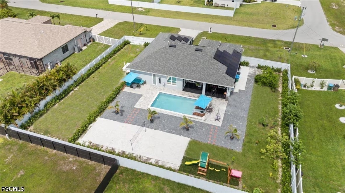 144 NW 7th Place