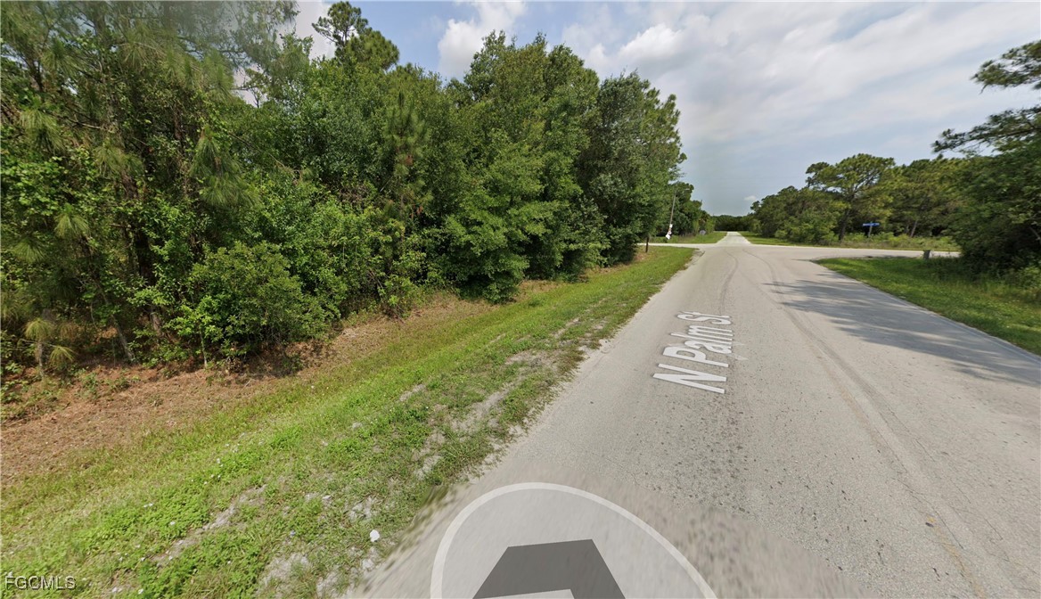 736 Woodland Boulevard