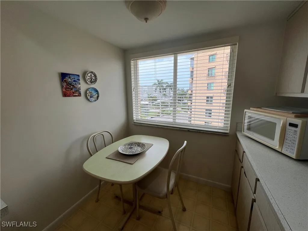 Naples, Florida 34103, United States, 2 Bedrooms Bedrooms, ,2 BathroomsBathrooms,Residential,Active,213159