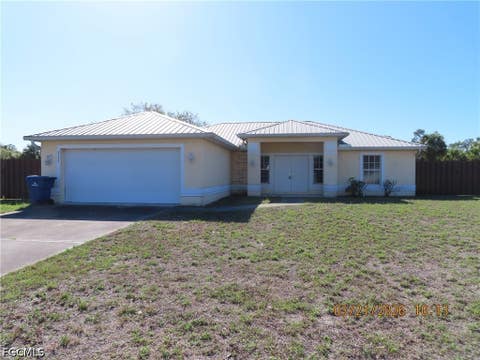 Photo of 4553 springview Cir, Labelle, FL 33935 (MLS # 2026035715)