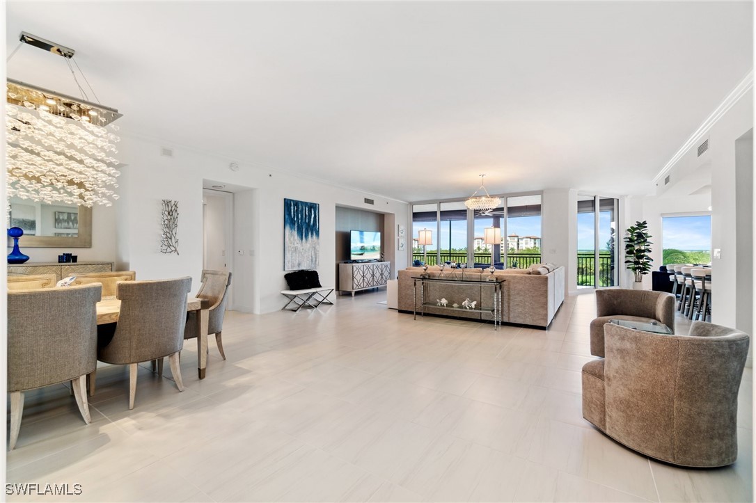 4800 Pelican Colony Boulevard 303