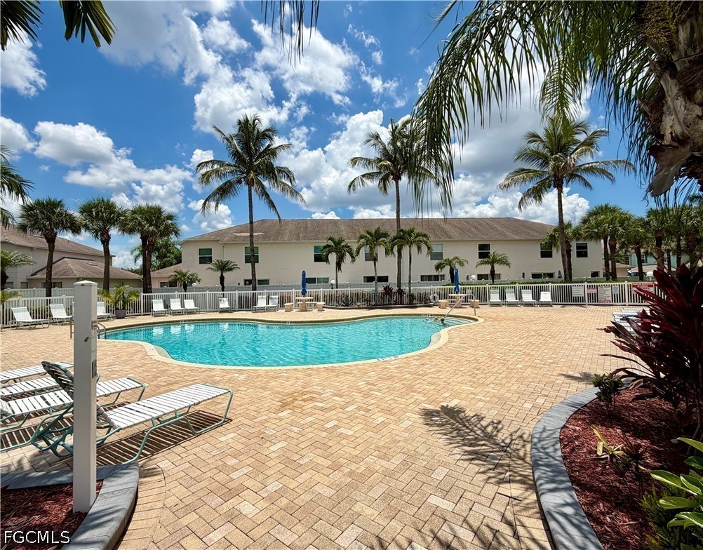 3618 Pine Oak Circle 105