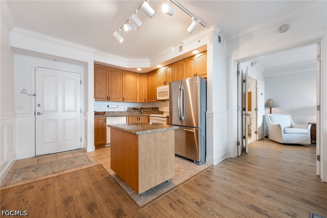2825 Palm Beach Boulevard 618