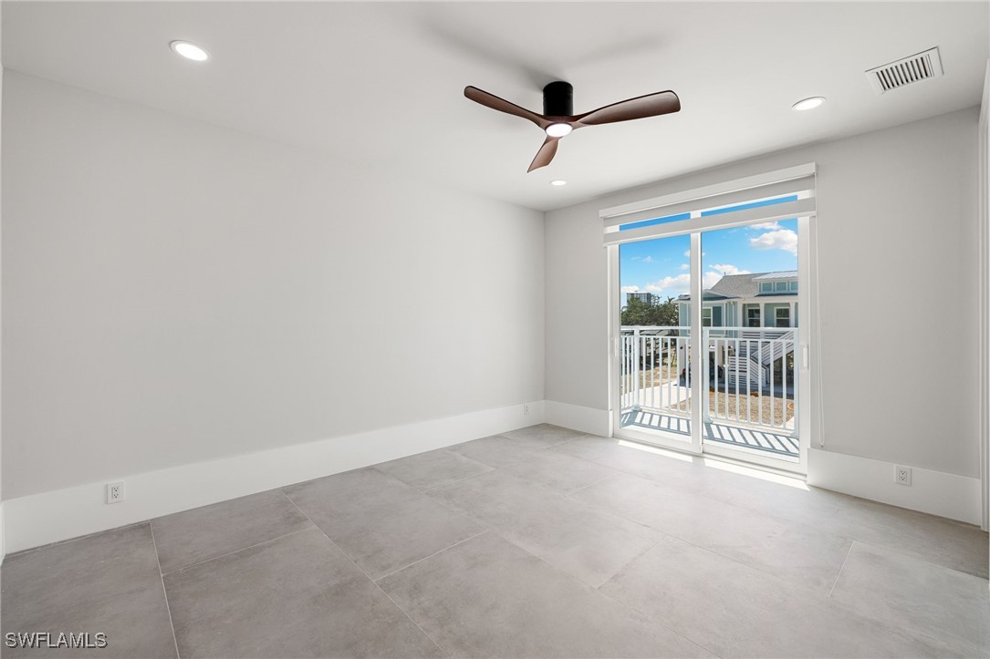 121 Hibiscus Drive