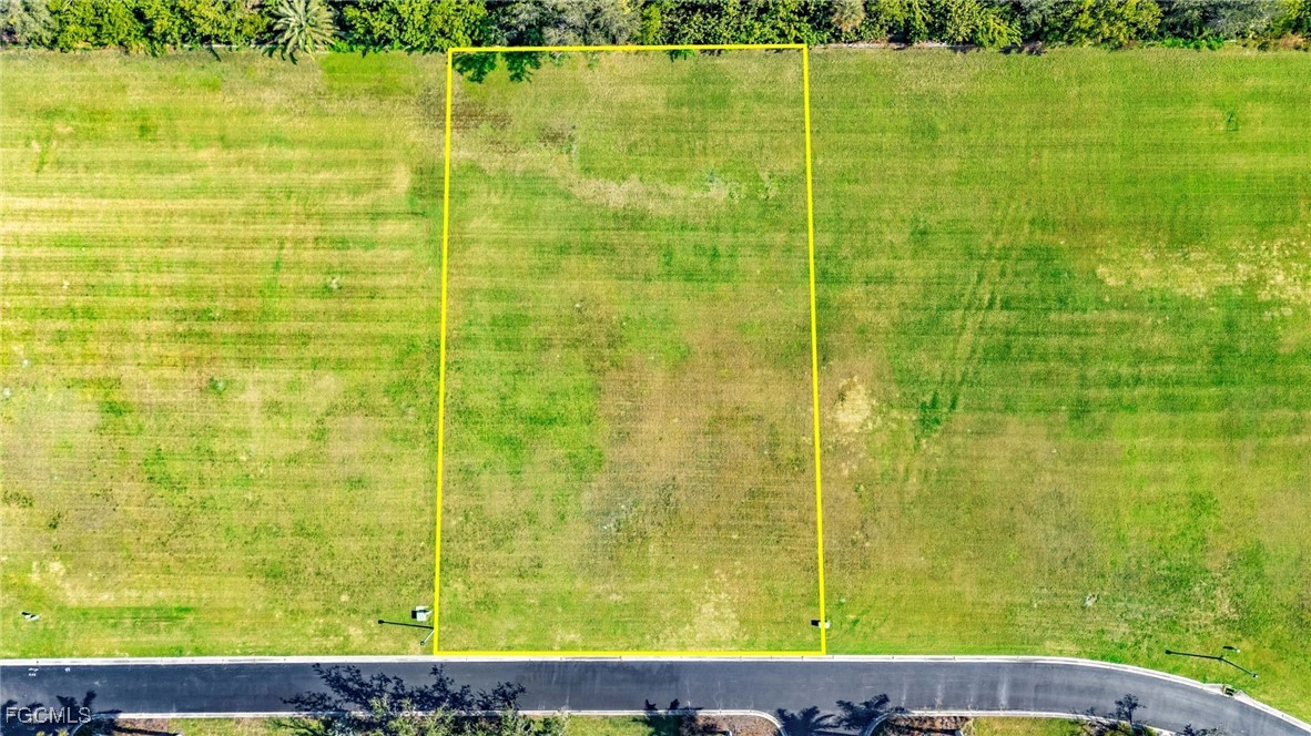 4661 Grassy Point Boulevard