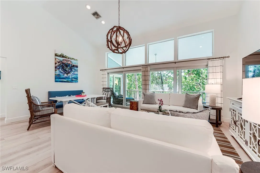 Sanibel, Florida 33957, United States, 3 Bedrooms Bedrooms, ,2 BathroomsBathrooms,Residential,Active,134916