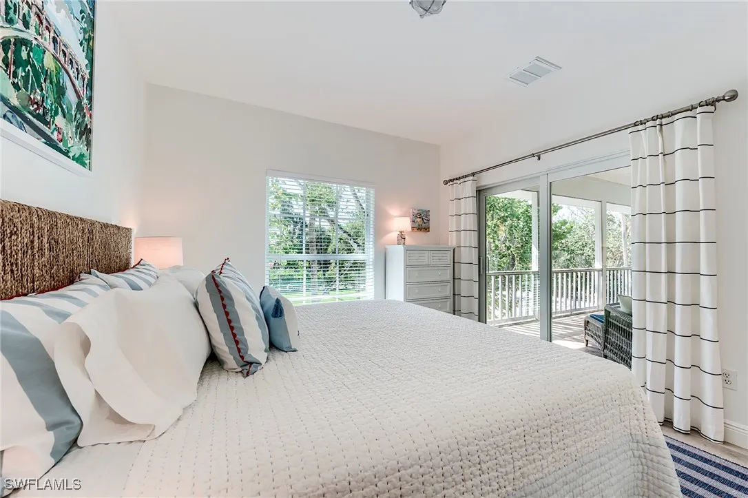 Sanibel, Florida 33957, United States, 3 Bedrooms Bedrooms, ,2 BathroomsBathrooms,Residential,Active,134916